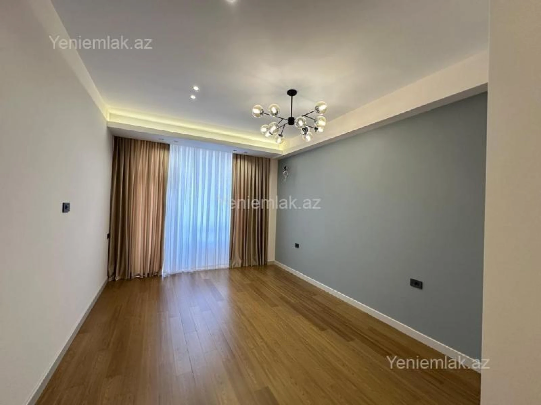 Satılır 3 otaqlı yeni tikili 147 m²