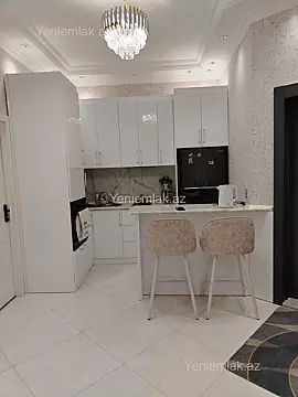 Satılır 3 otaqlı yeni tikili 93 m²