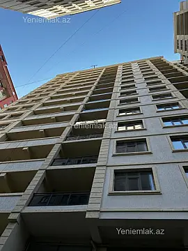 Satılır 3 otaqlı yeni tikili 132 m²