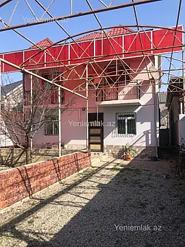 Satılır 6 otaqlı həyət evi 180 m²