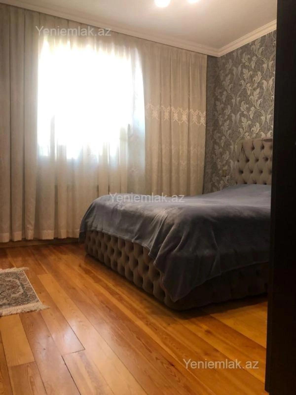 Satılır 6 otaqlı həyət evi 180 m²