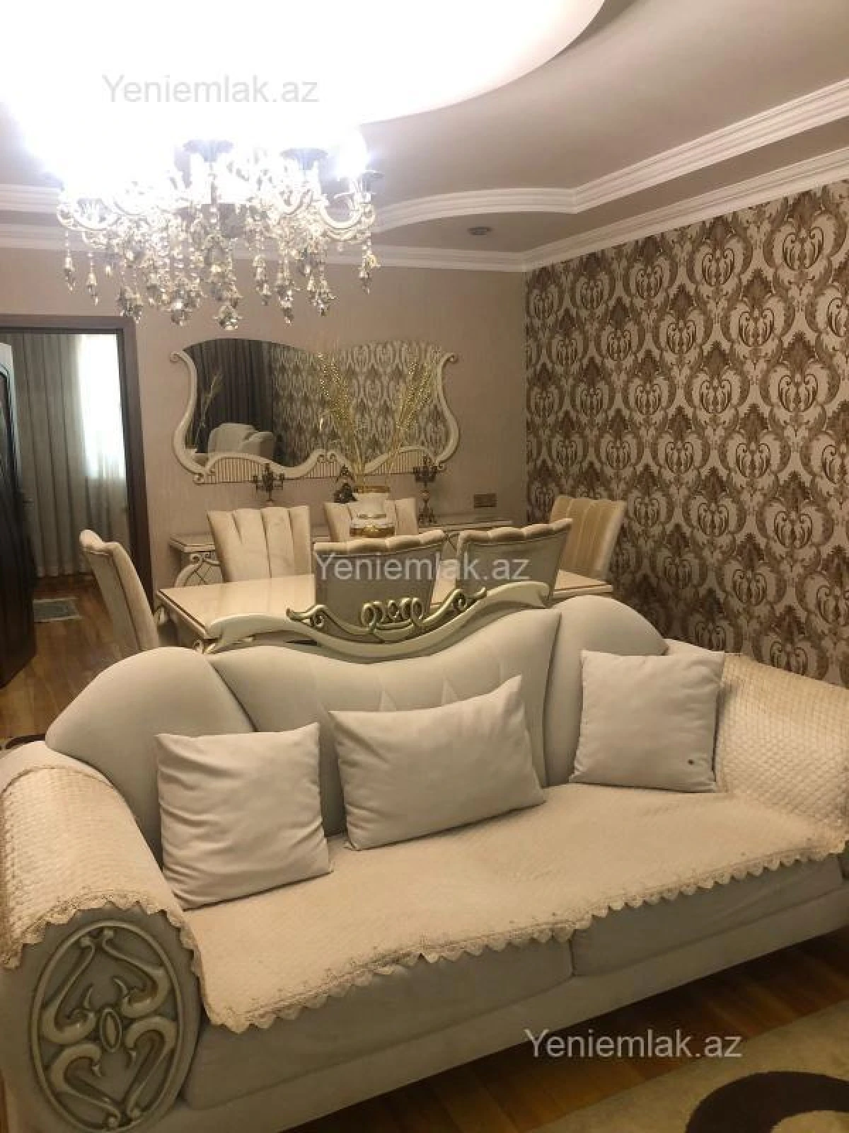 Satılır 6 otaqlı həyət evi 180 m²