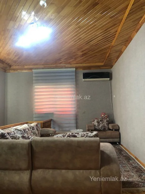 Satılır 6 otaqlı həyət evi 180 m²
