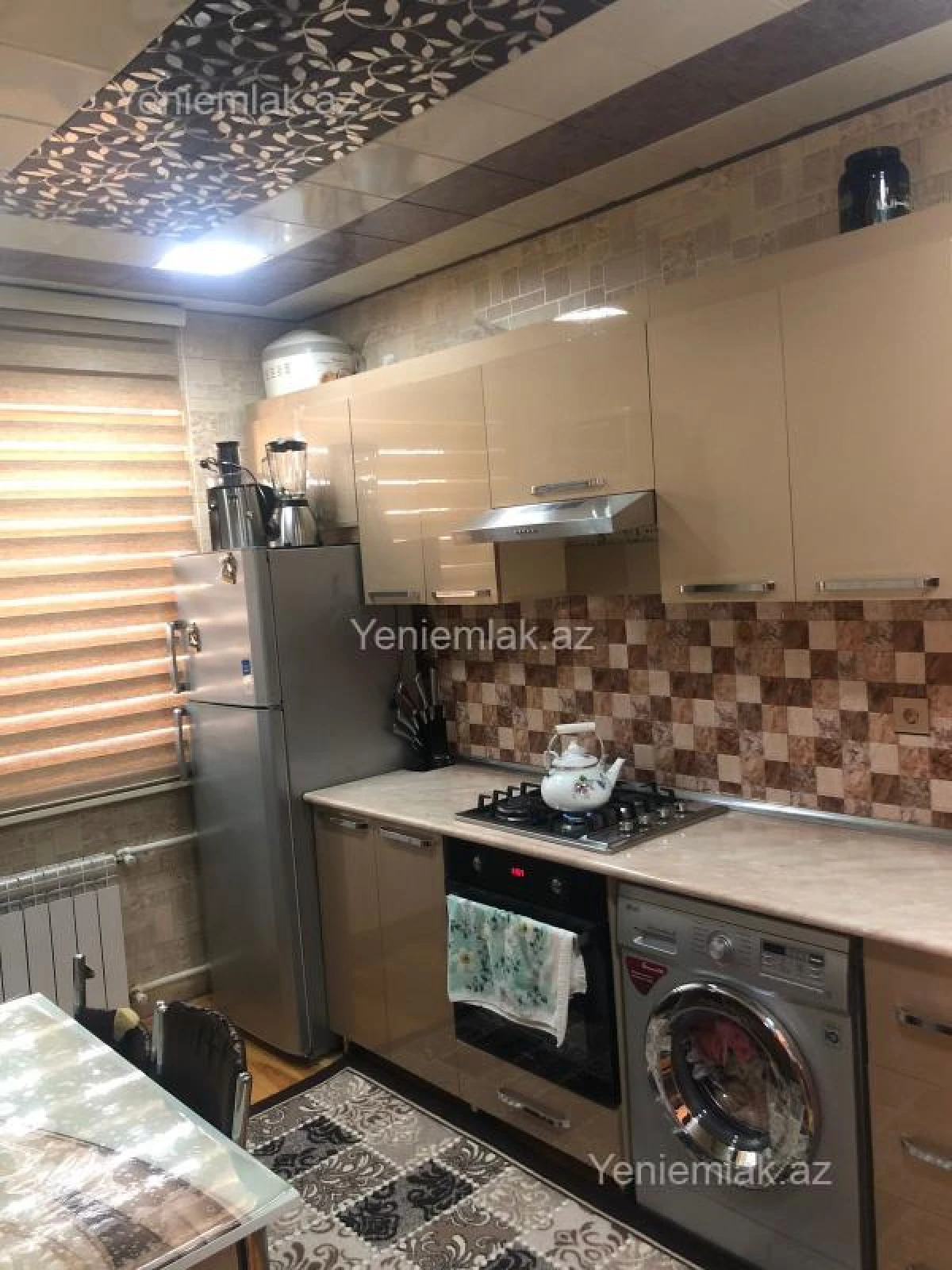 Satılır 6 otaqlı həyət evi 180 m²