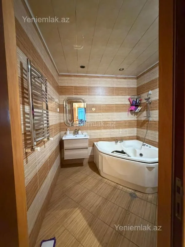 Satılır 2 otaqlı yeni tikili 88 m²