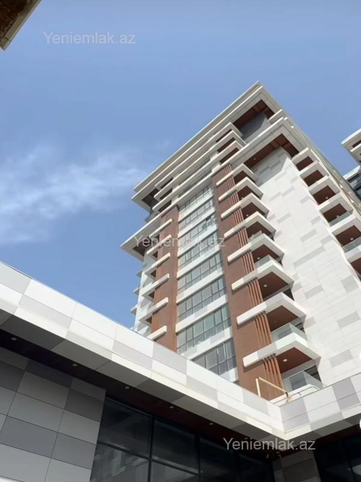 Satılır 3 otaqlı yeni tikili 127 m²