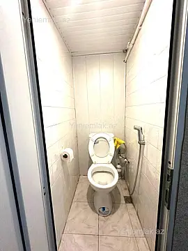 Satılır 2 otaqlı köhnə tikili 65 m²