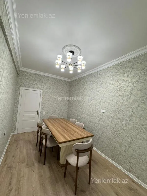 Satılır 2 otaqlı yeni tikili 86 m²