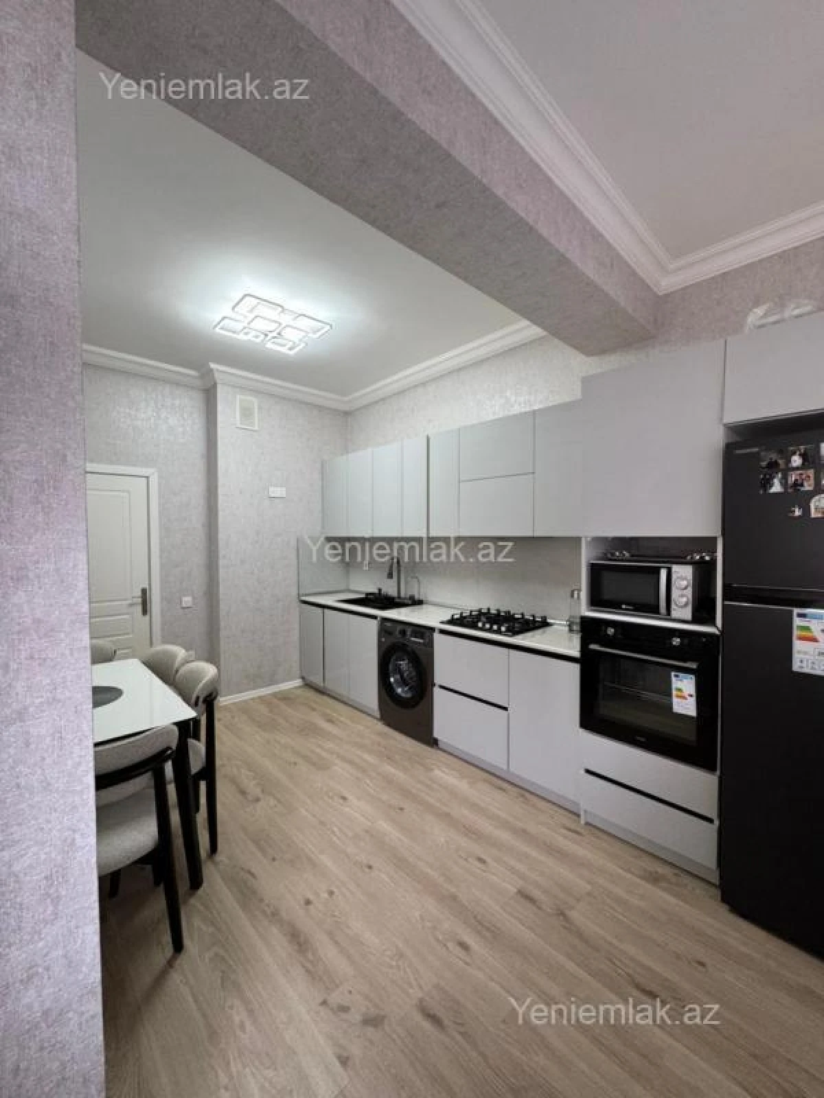Satılır 2 otaqlı yeni tikili 86 m²