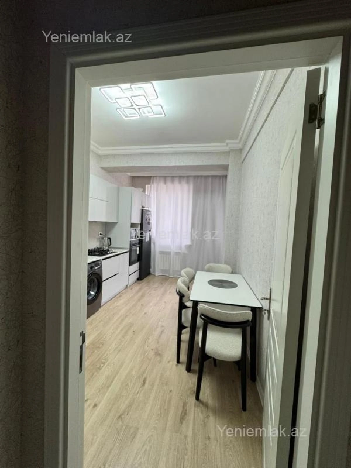 Satılır 2 otaqlı yeni tikili 86 m²