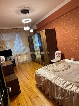 Satılır 3 otaqlı yeni tikili 135 m²
