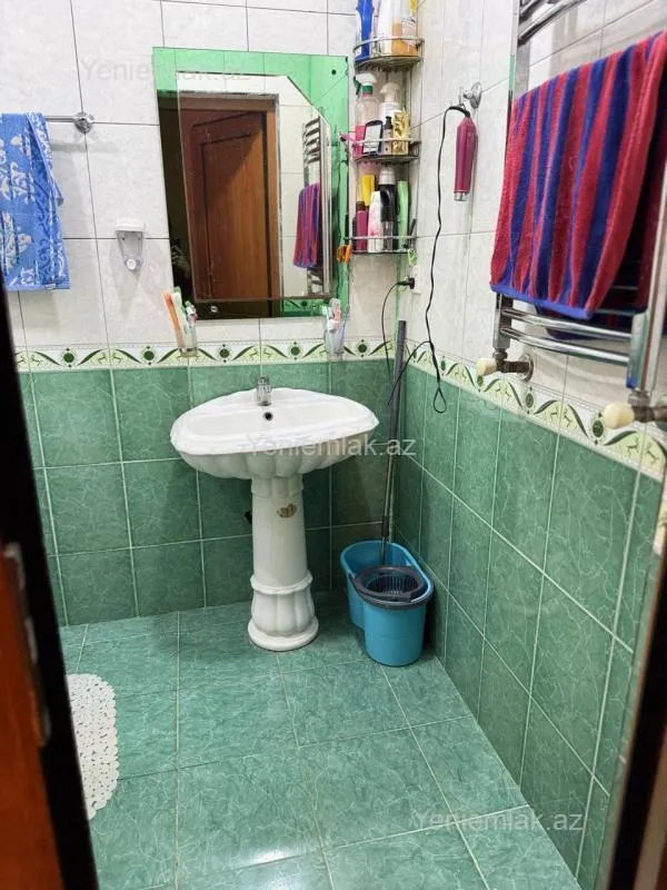 Satılır 3 otaqlı yeni tikili 135 m²