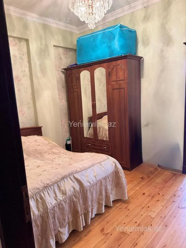 Satılır 3 otaqlı yeni tikili 135 m²