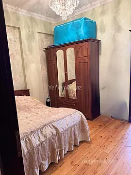 Satılır 3 otaqlı yeni tikili 135 m²