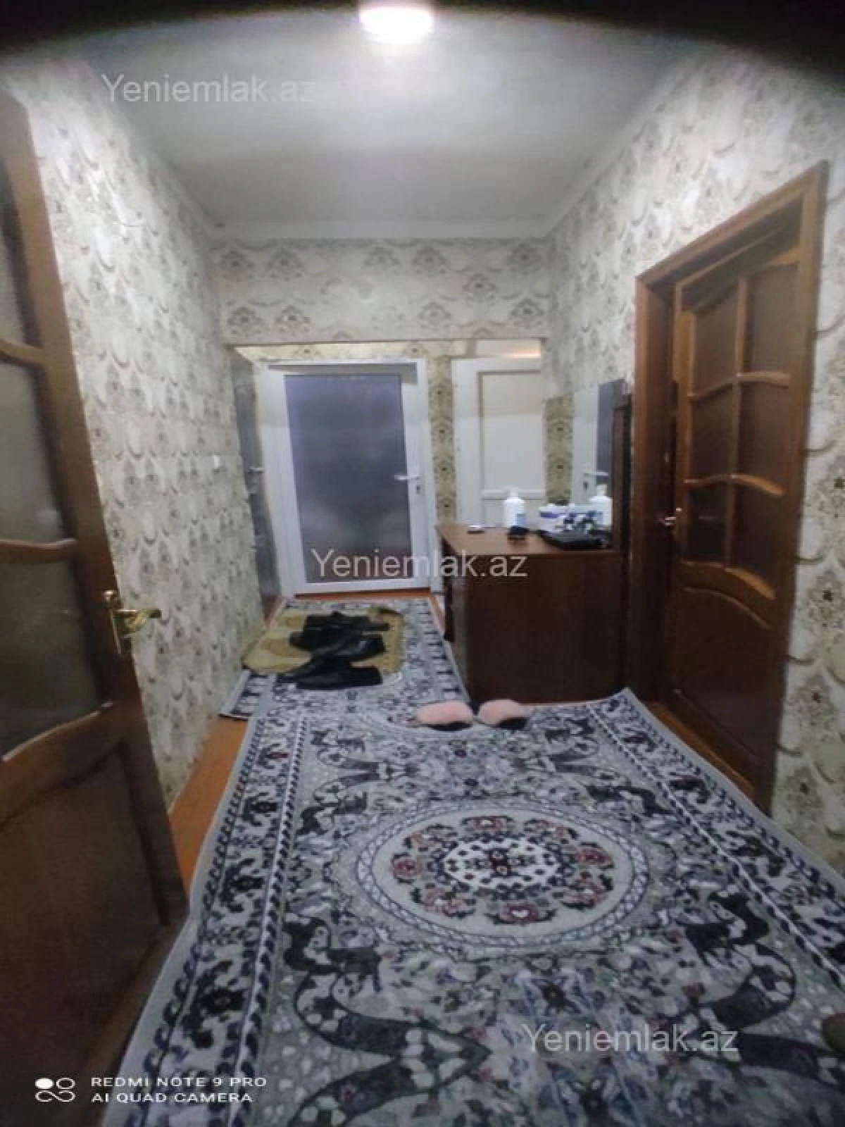 Satılır 2 otaqlı köhnə tikili 60 m²