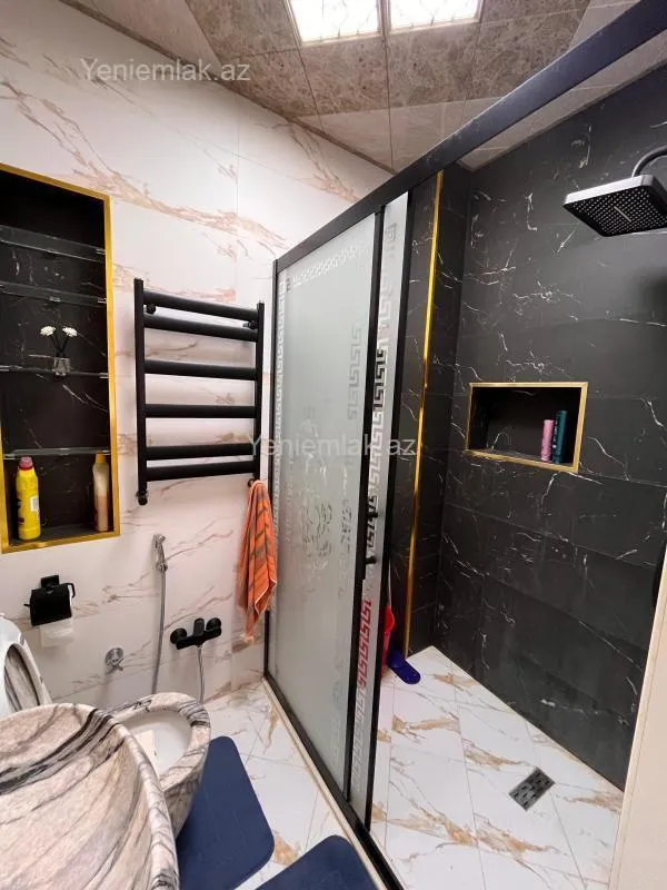 Satılır 2 otaqlı yeni tikili 65 m²