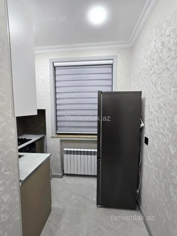 Satılır 2 otaqlı köhnə tikili 60 m²
