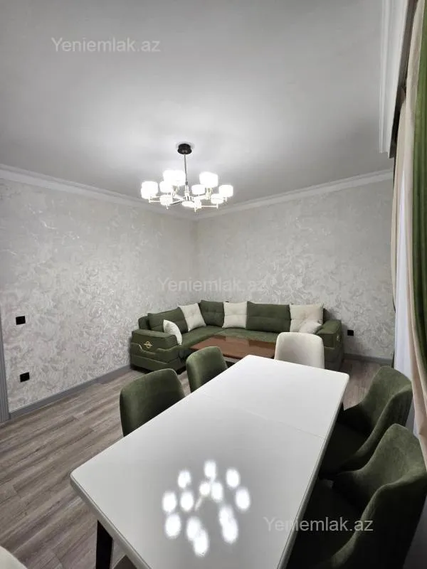 Satılır 2 otaqlı köhnə tikili 60 m²