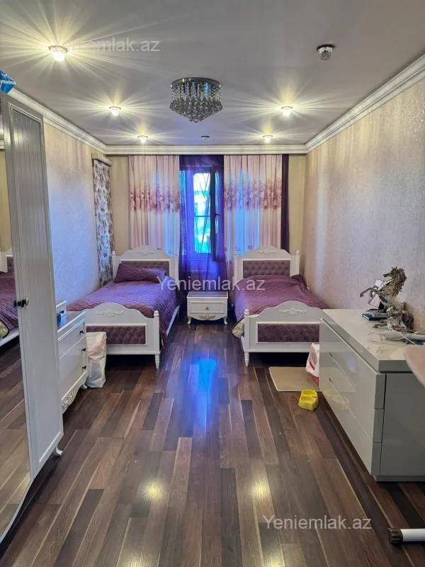Satılır 3 otaqlı yeni tikili 115 m²