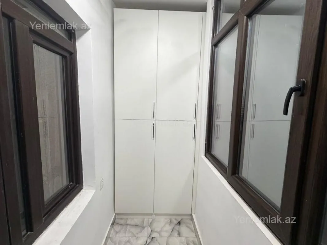 Satılır 2 otaqlı köhnə tikili 65 m²
