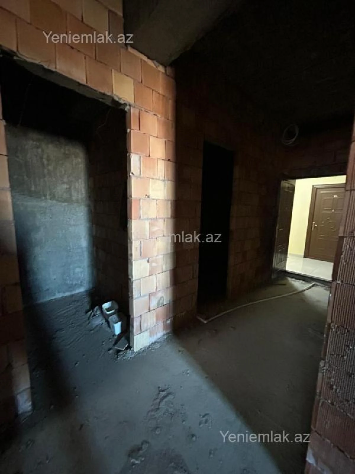 Satılır 3 otaqlı yeni tikili 136 m²