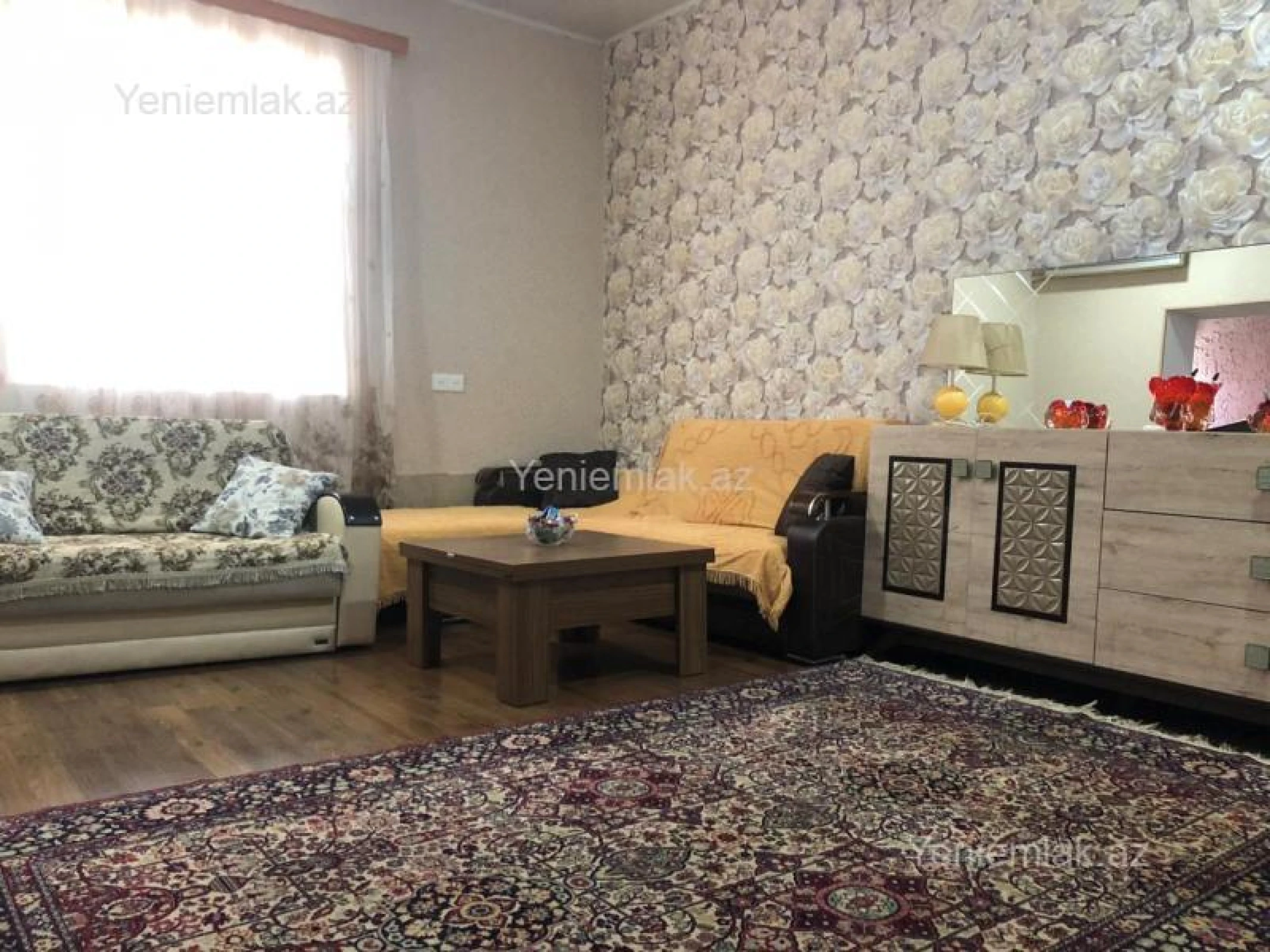 Satılır 1 otaqlı köhnə tikili 60 m²