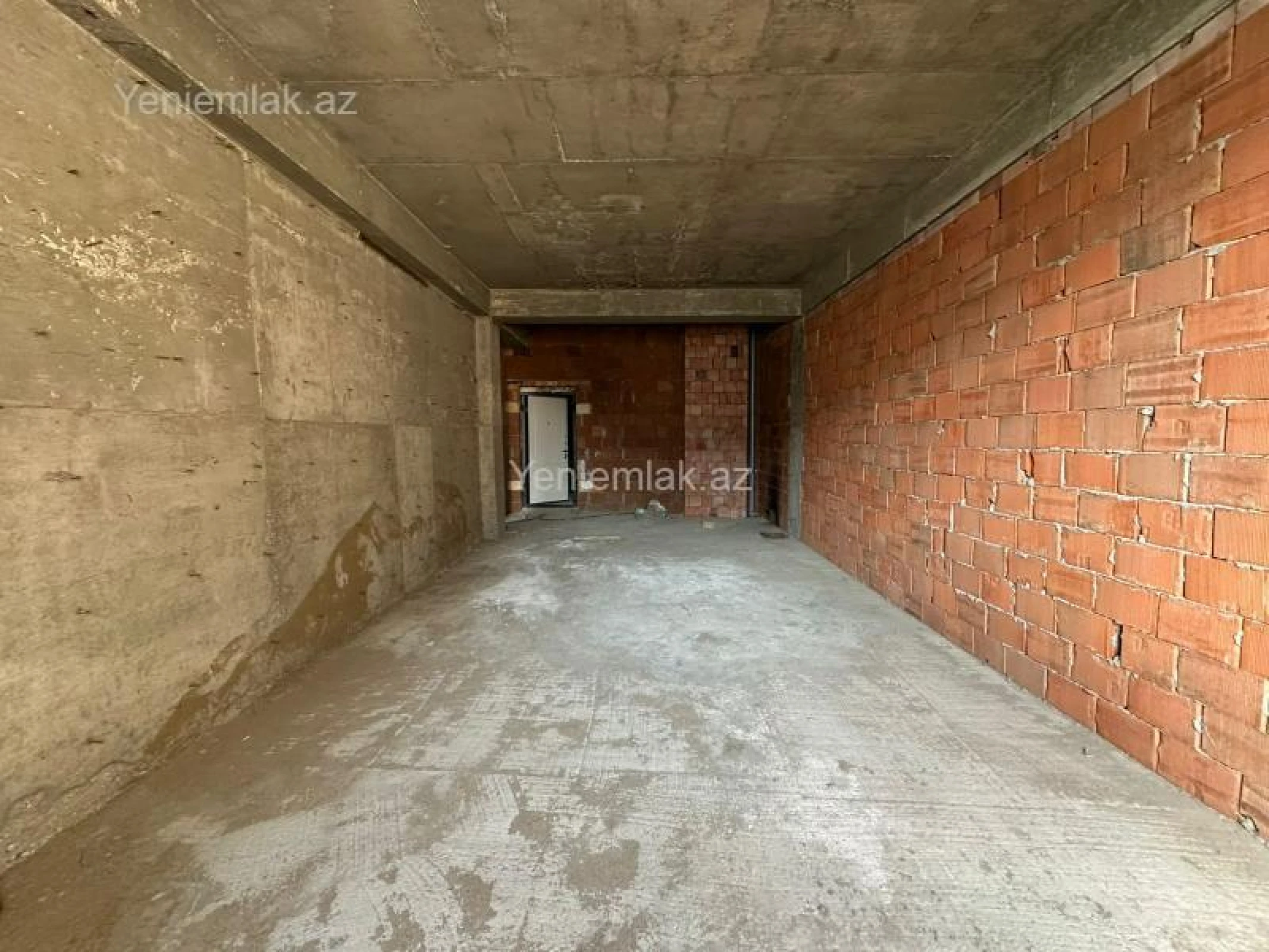 Satılır 1 otaqlı yeni tikili 80 m²