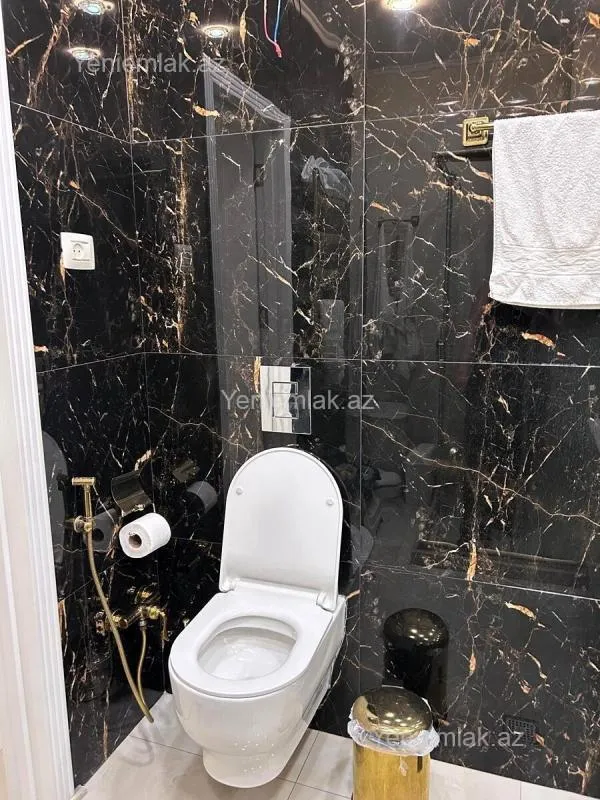 Satılır 3 otaqlı yeni tikili 148 m²