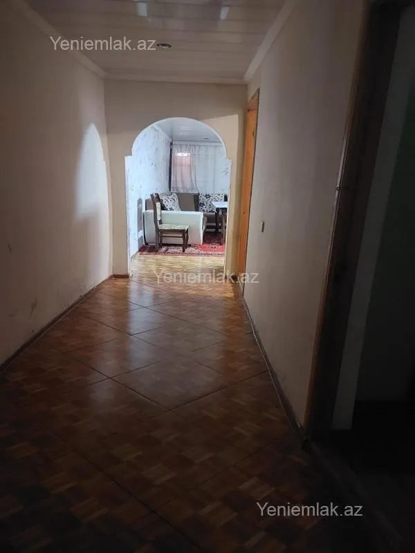 Satılır 3 otaqlı həyət evi 100 m²