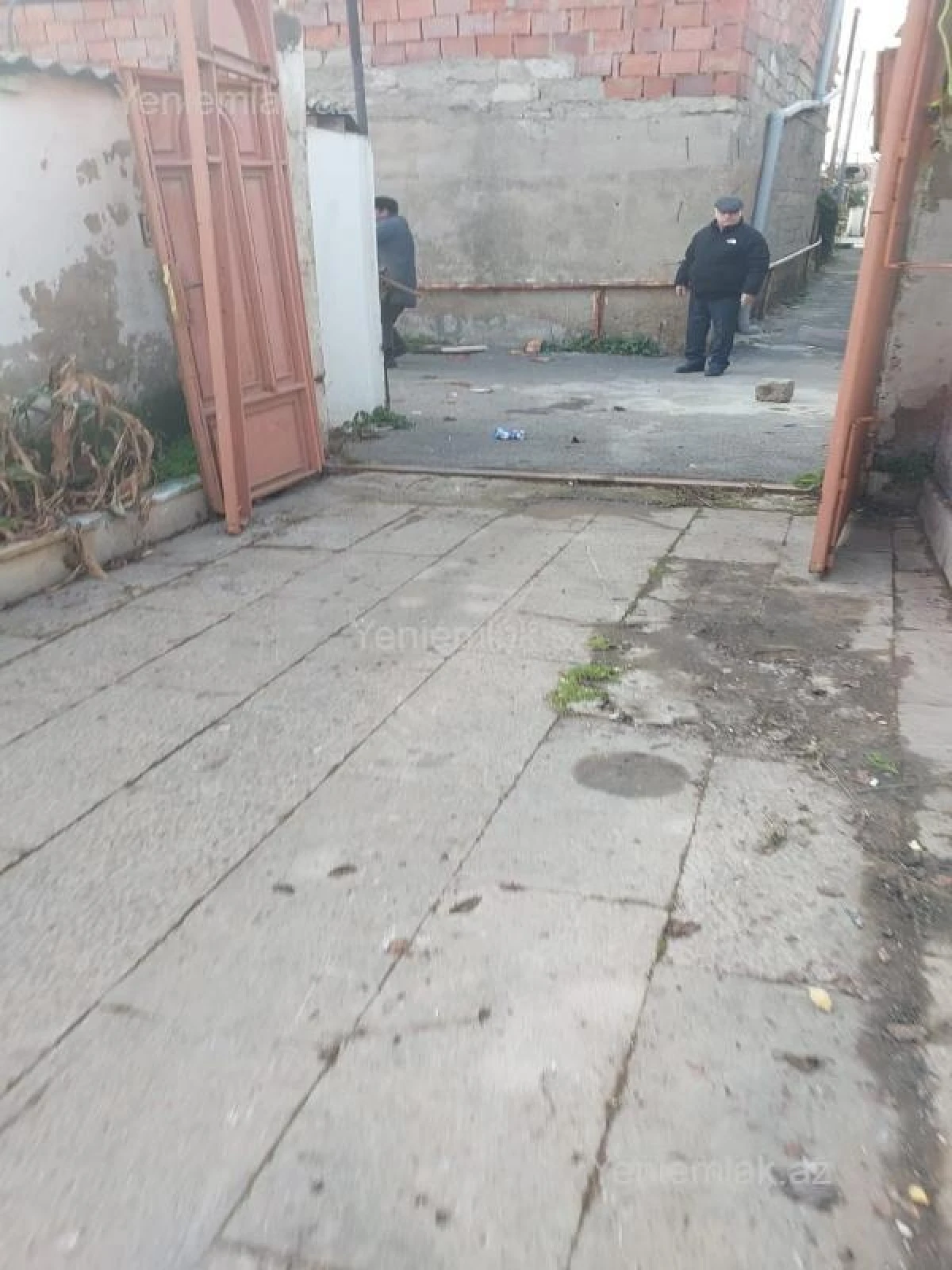 Satılır 3 otaqlı həyət evi 100 m²