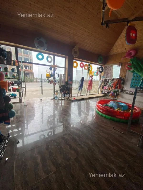 Satılır 3 otaqlı obyekt 250 m²