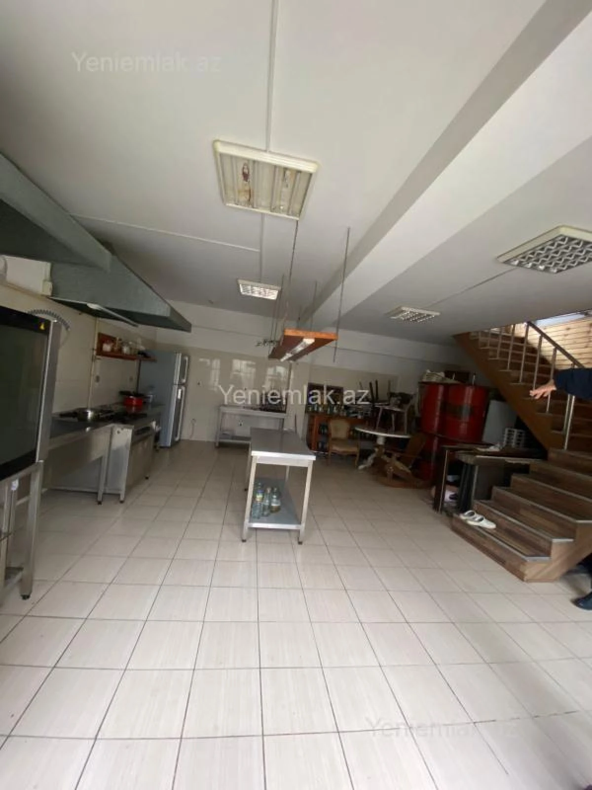 Satılır 3 otaqlı obyekt 250 m²