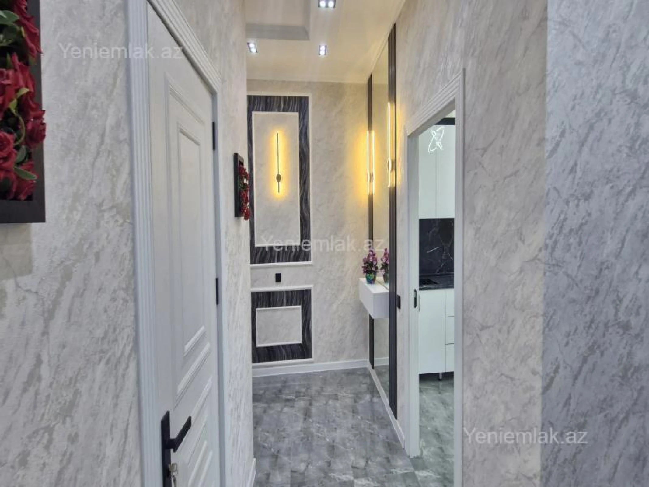 Satılır 3 otaqlı yeni tikili 90 m²