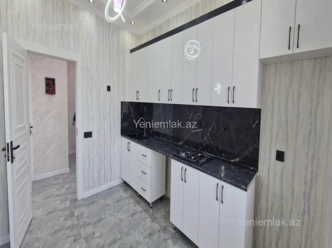 Satılır 3 otaqlı yeni tikili 90 m²