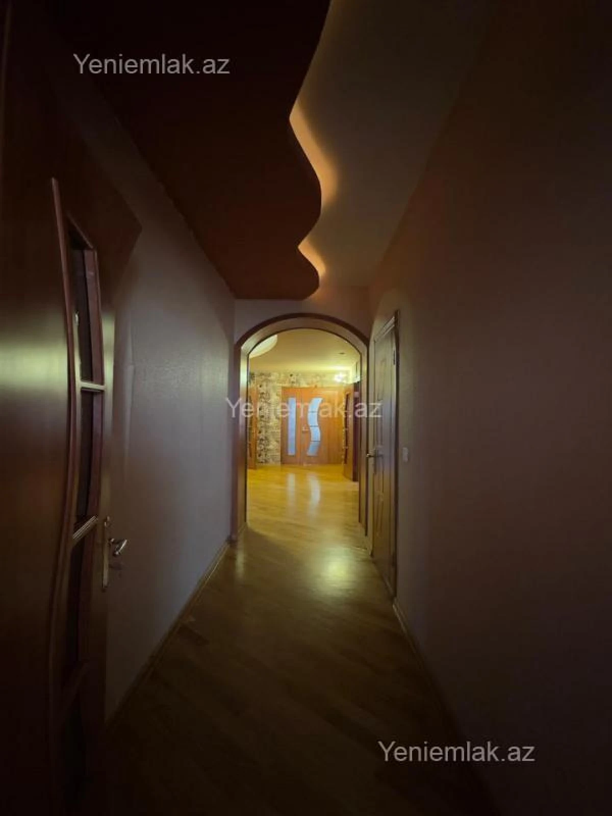 Satılır 4 otaqlı yeni tikili 191 m²