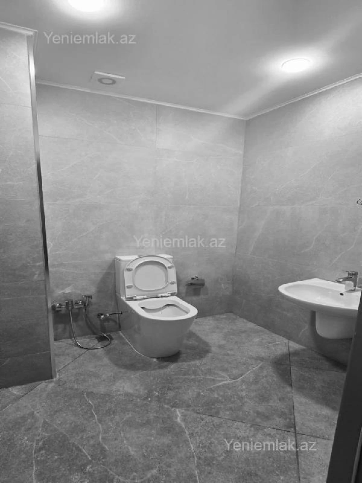 Satılır 3 otaqlı yeni tikili 112 m²