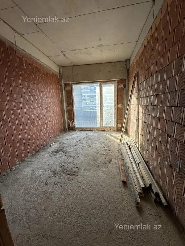 Satılır 2 otaqlı yeni tikili 70 m²