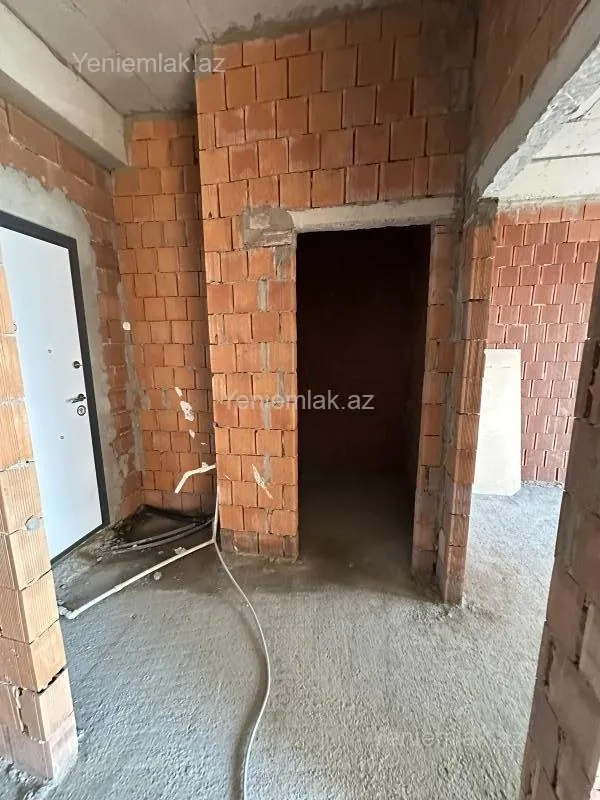 Satılır 2 otaqlı yeni tikili 70 m²
