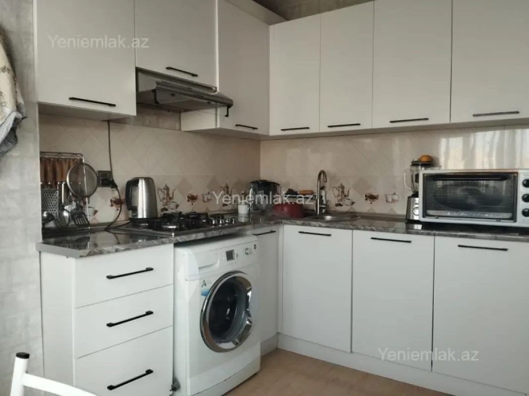 Satılır 2 otaqlı köhnə tikili 55 m²