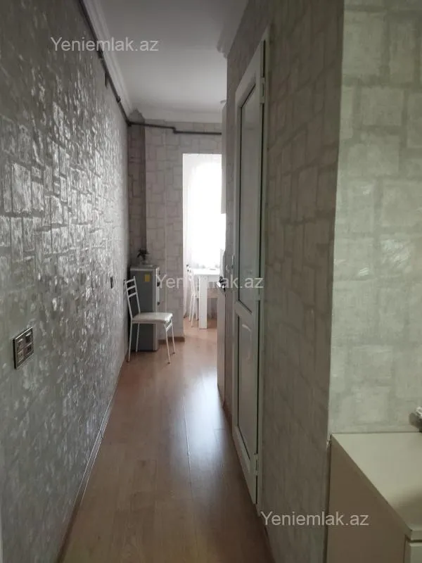Satılır 2 otaqlı köhnə tikili 55 m²