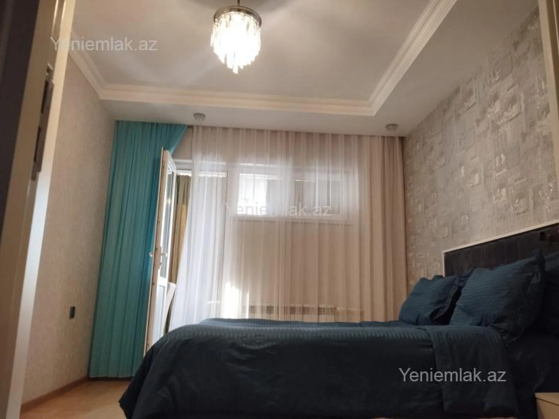 Satılır 2 otaqlı köhnə tikili 55 m²