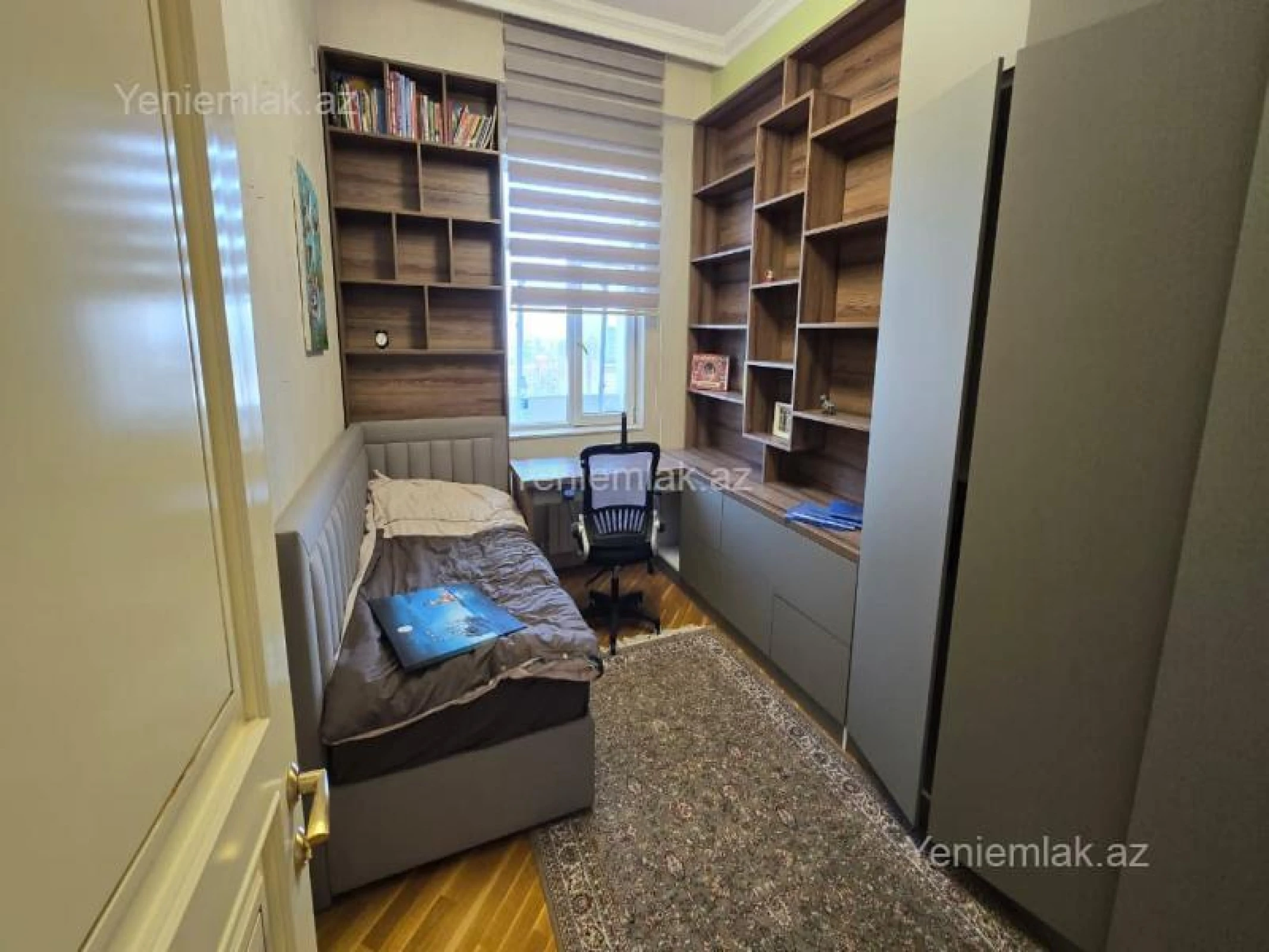 Satılır 4 otaqlı yeni tikili 135 m²