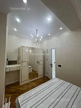 Satılır 3 otaqlı yeni tikili 75 m²