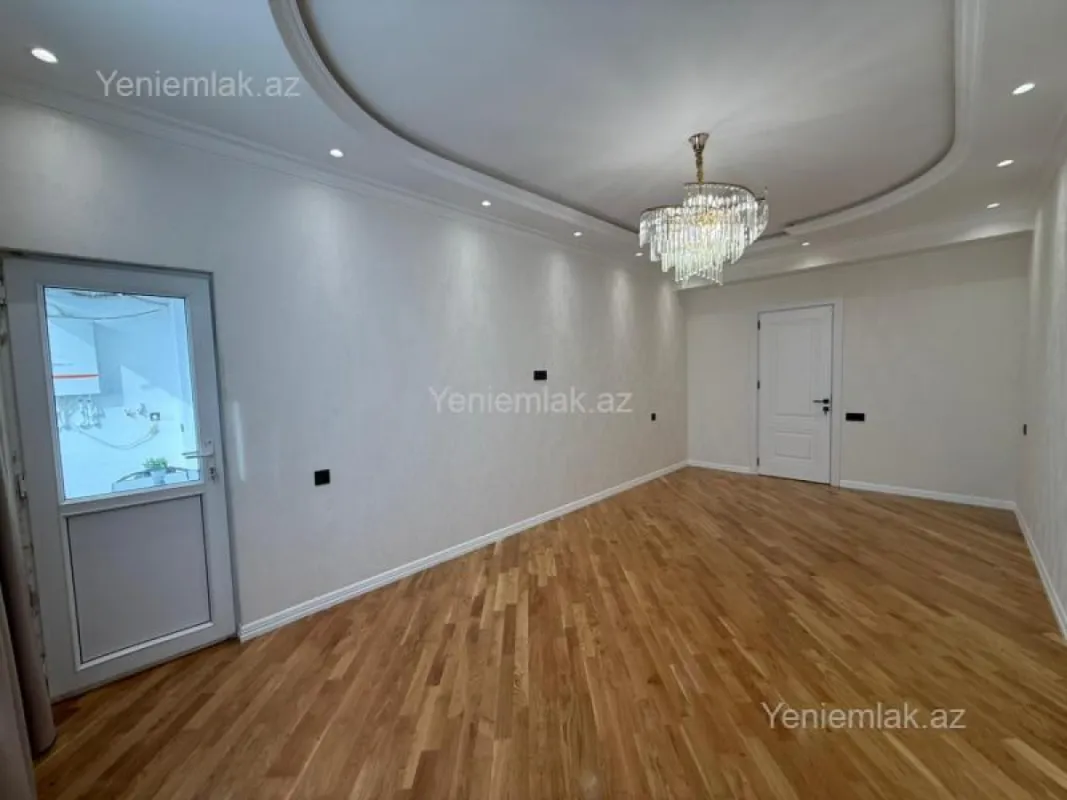 Satılır 3 otaqlı yeni tikili 115 m²