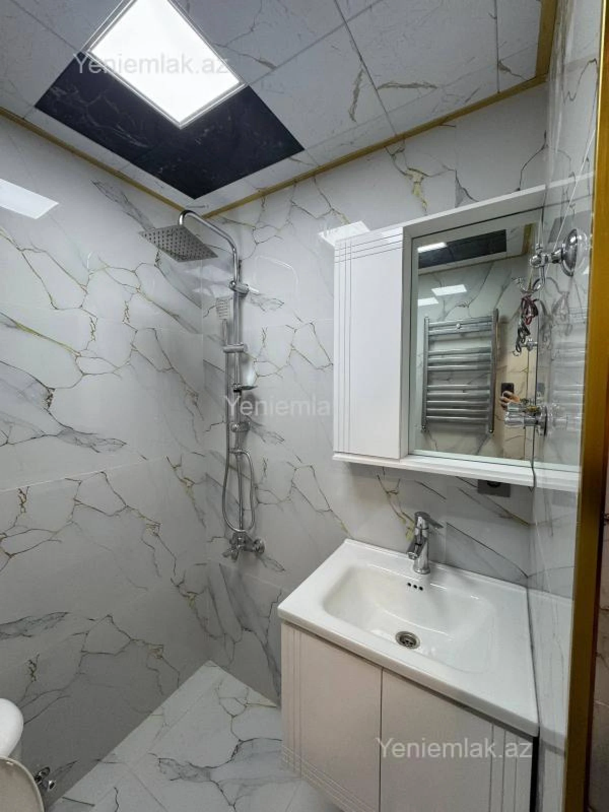 Satılır 2 otaqlı yeni tikili 42 m²