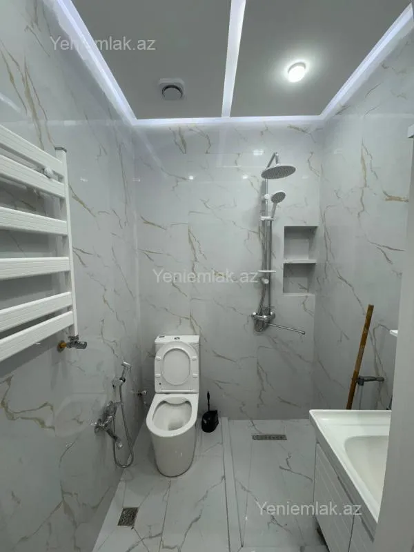 Satılır 2 otaqlı yeni tikili 42 m²