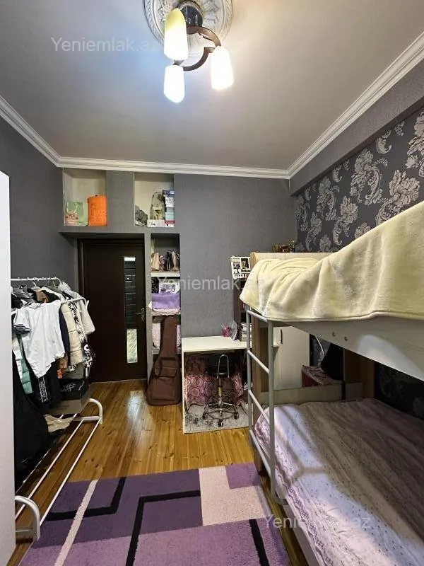 Satılır 2 otaqlı yeni tikili 60 m²