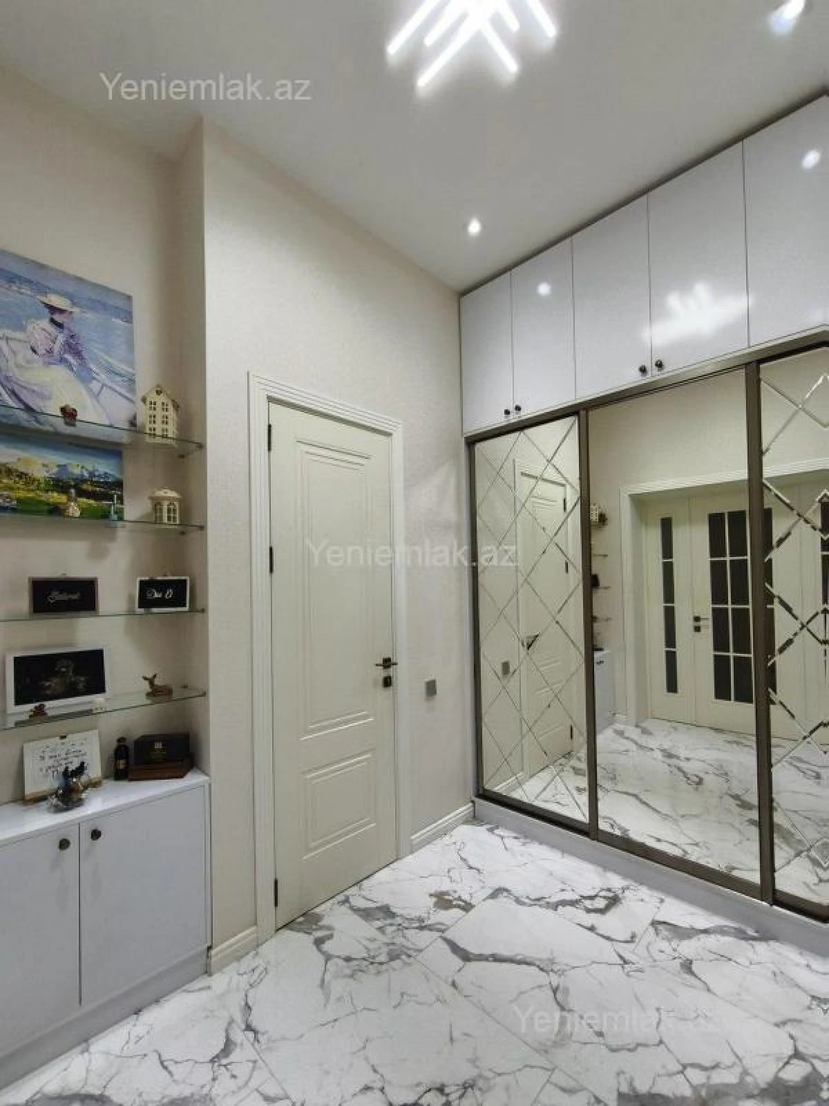 Satılır 3 otaqlı yeni tikili 100 m²