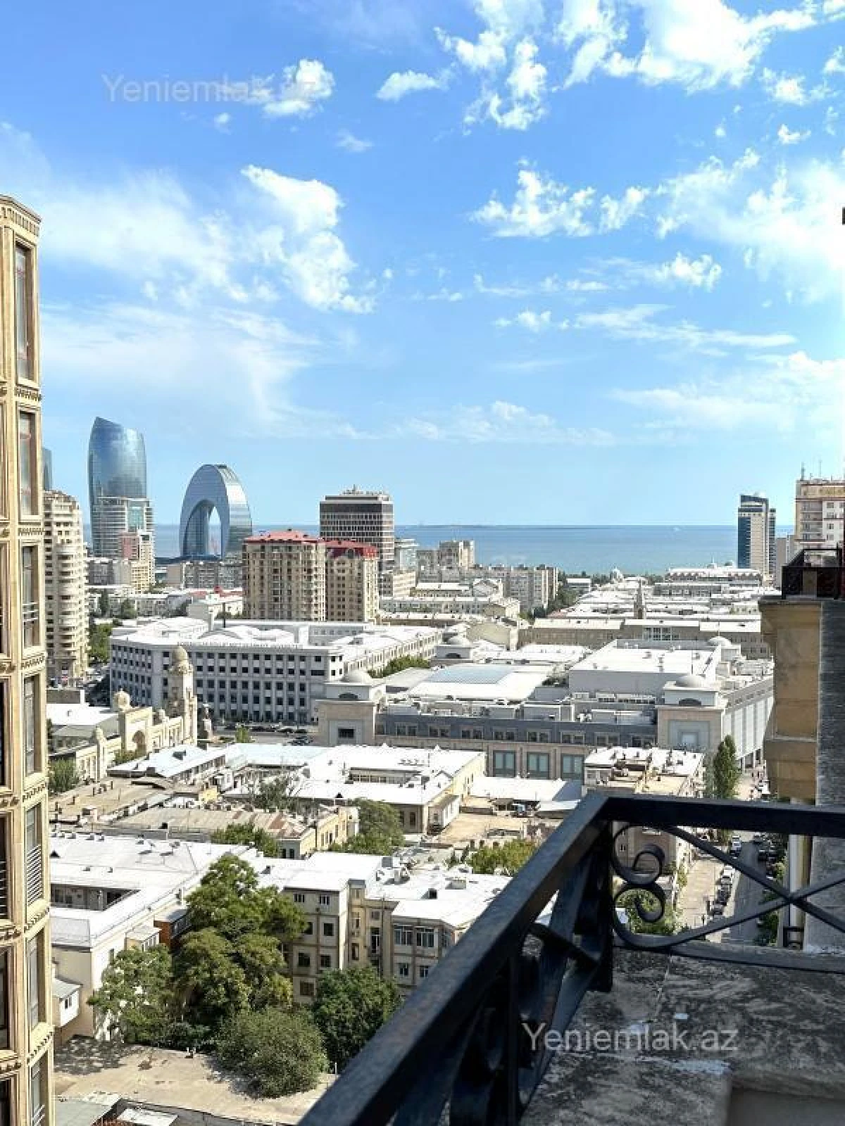 Satılır 5 otaqlı yeni tikili 380 m²