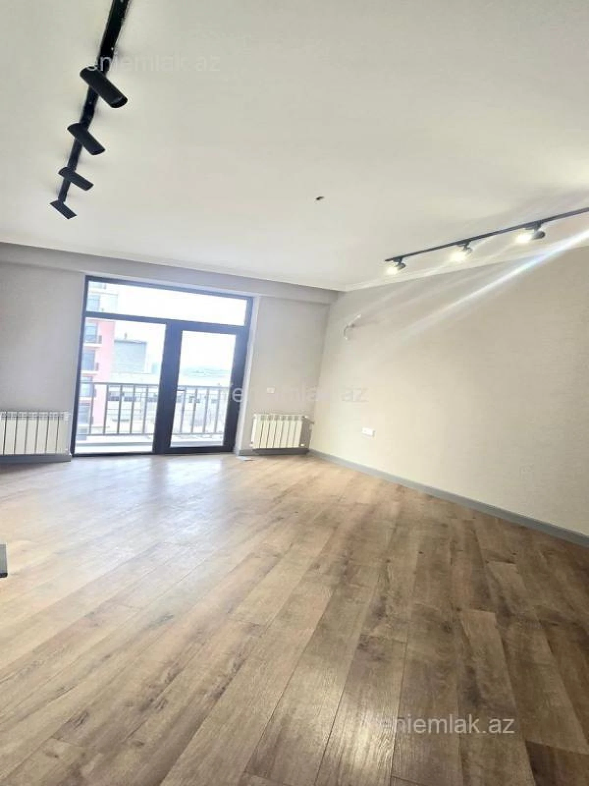 Satılır 3 otaqlı yeni tikili 112 m²